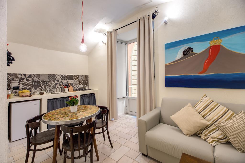 Ferienwohnung Vico Street Neapel Zimmer foto